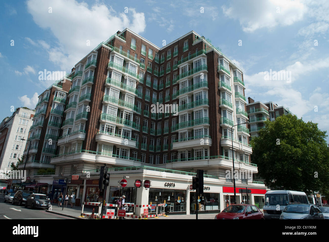 Dorset House, grado II, se encuentra un edificio Art Deco de caros y exclusivos pisos en venta en el centro de Londres. Ubicación privilegiada. Foto de stock