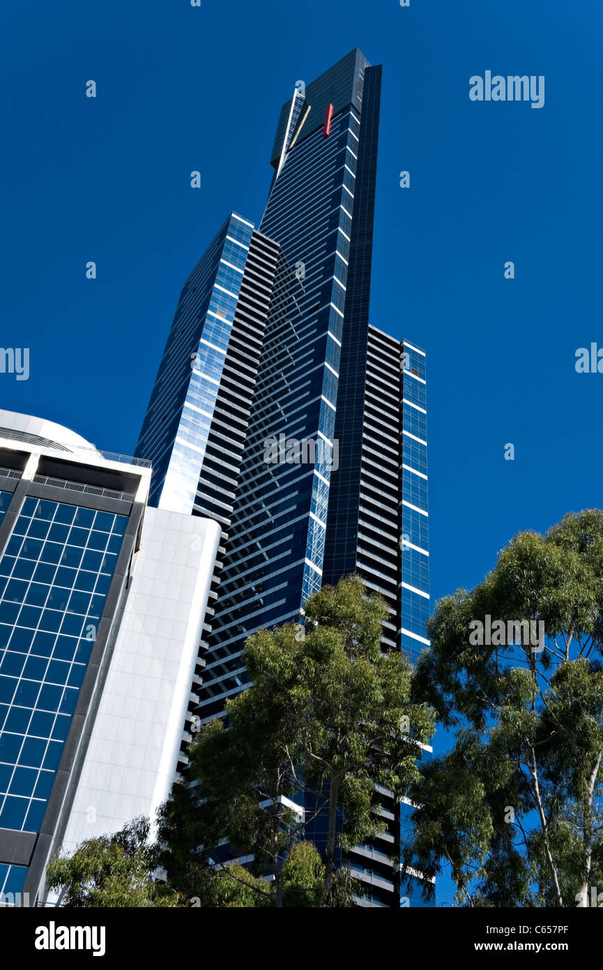 La famosa Torre Eureka Edificio rascacielos en Southbank Melbourne, Victoria, Australia Foto de stock