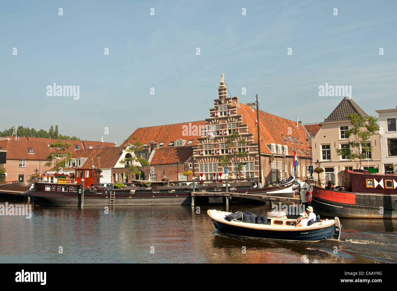 Puerto Viejo Stadstimmerwerf Leiden Países Bajos Holanda nueva Rin Galgewater Nieuwe Rijn Foto de stock