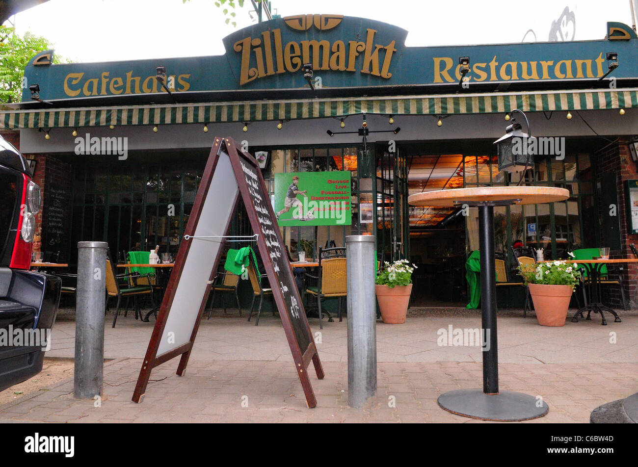 Un restaurante que sirve comida tradicional de berlin local berlin