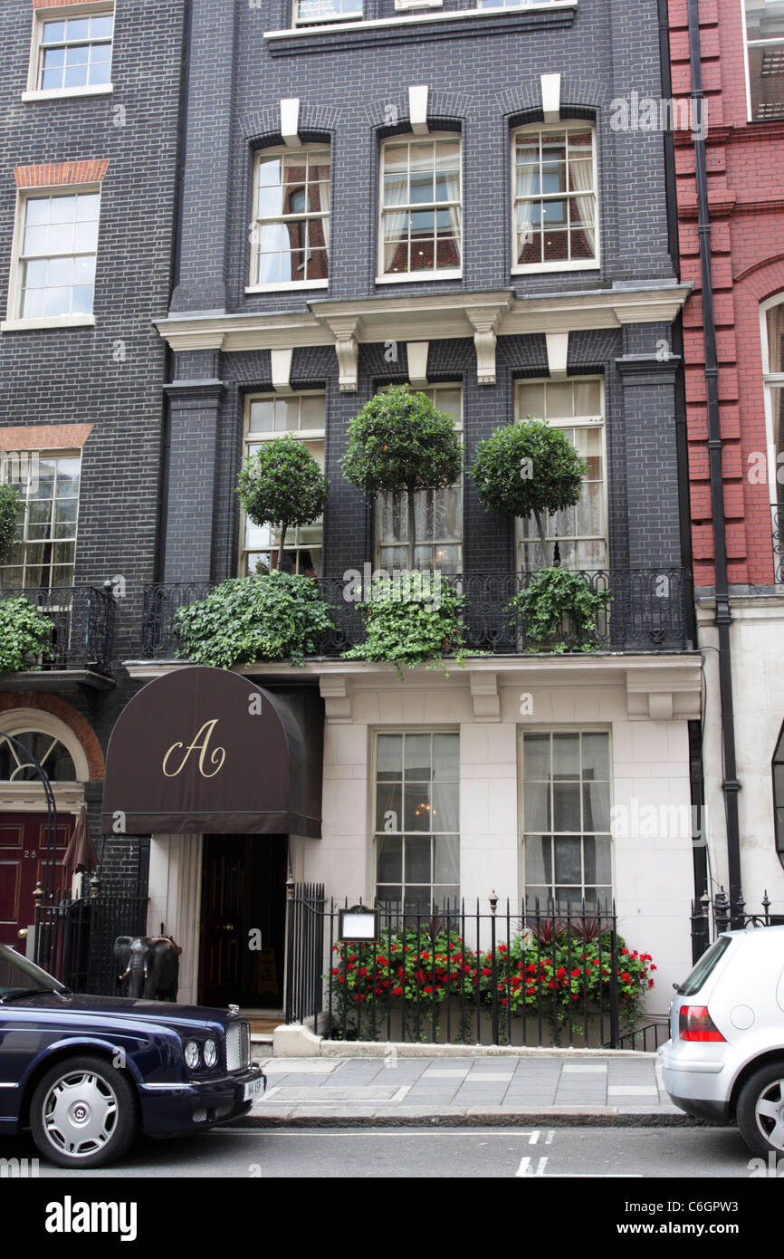 Elevación frontal de Aspinall's Casino en Mayfair, Londres. Foto de stock