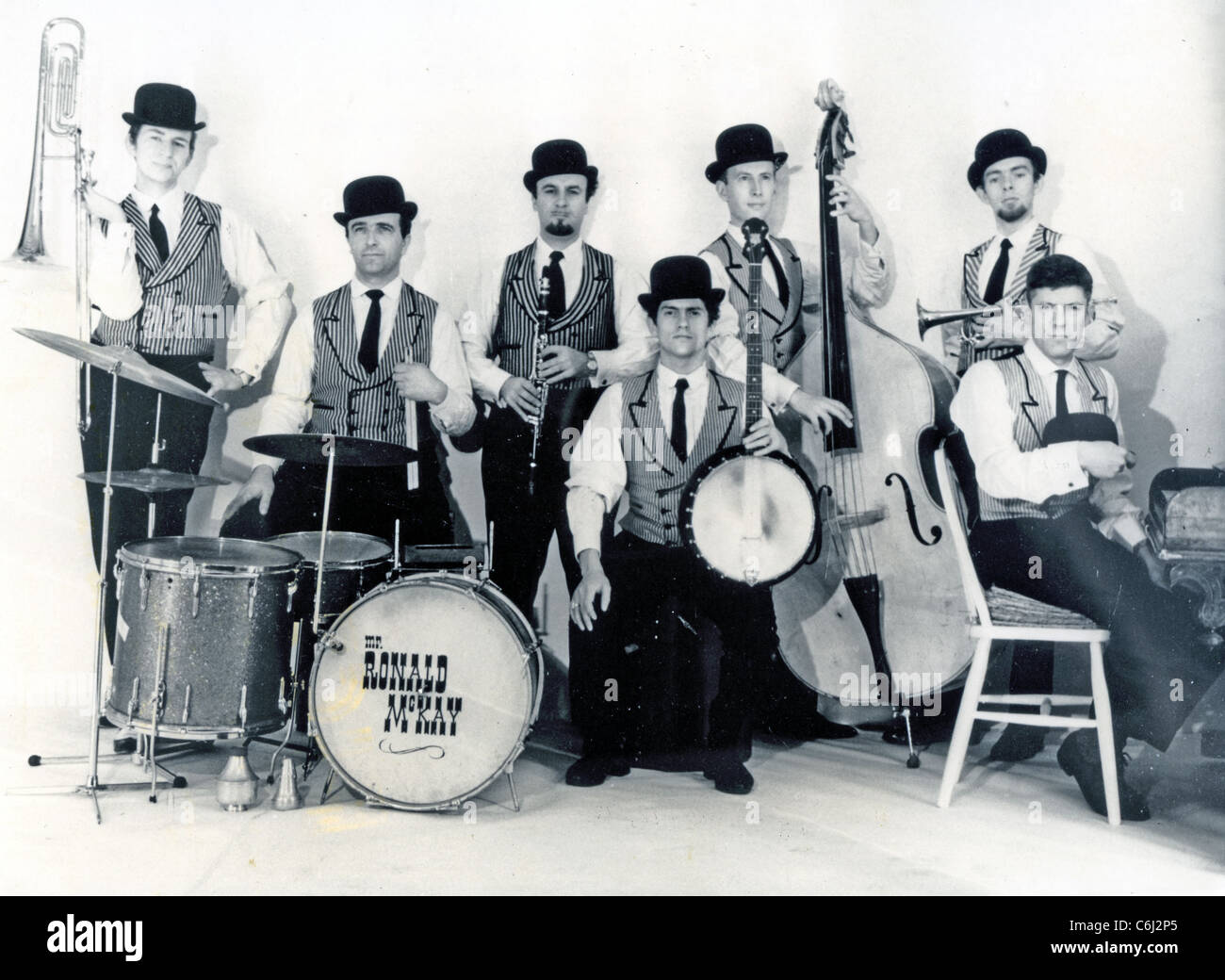ACKER ESTAFARLE y su banda de jazz primordial sobre 1964 Foto de stock