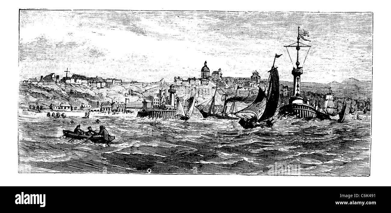Ciudad, france vintage grabado. Antigua ilustración grabada de buques en el mar cerca de Boulogne-sur-Mer, Francia, en 1890. Foto de stock