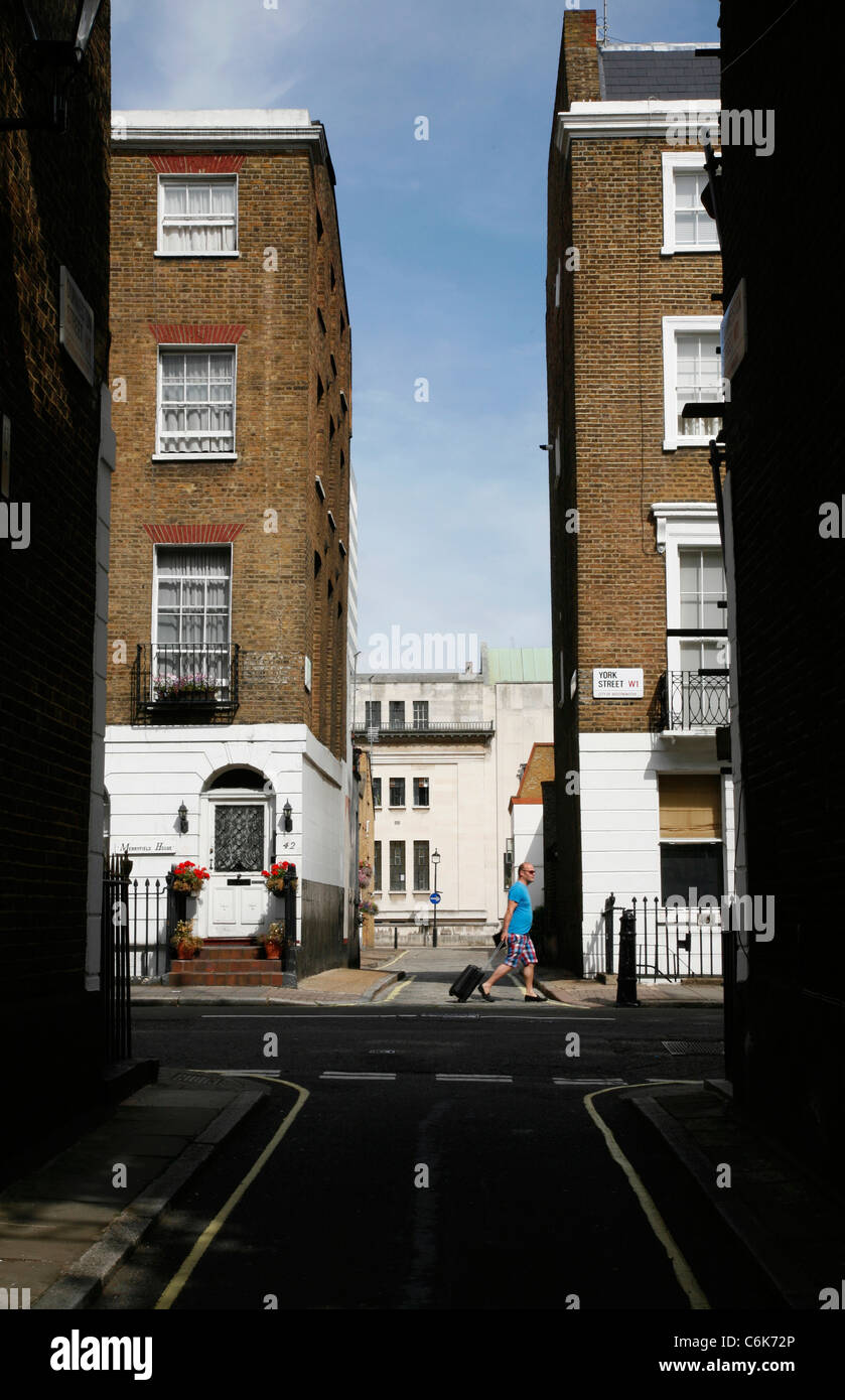 Vista junto a la calle Durweston York Street, Marylebone, Londres, Reino Unido. Foto de stock