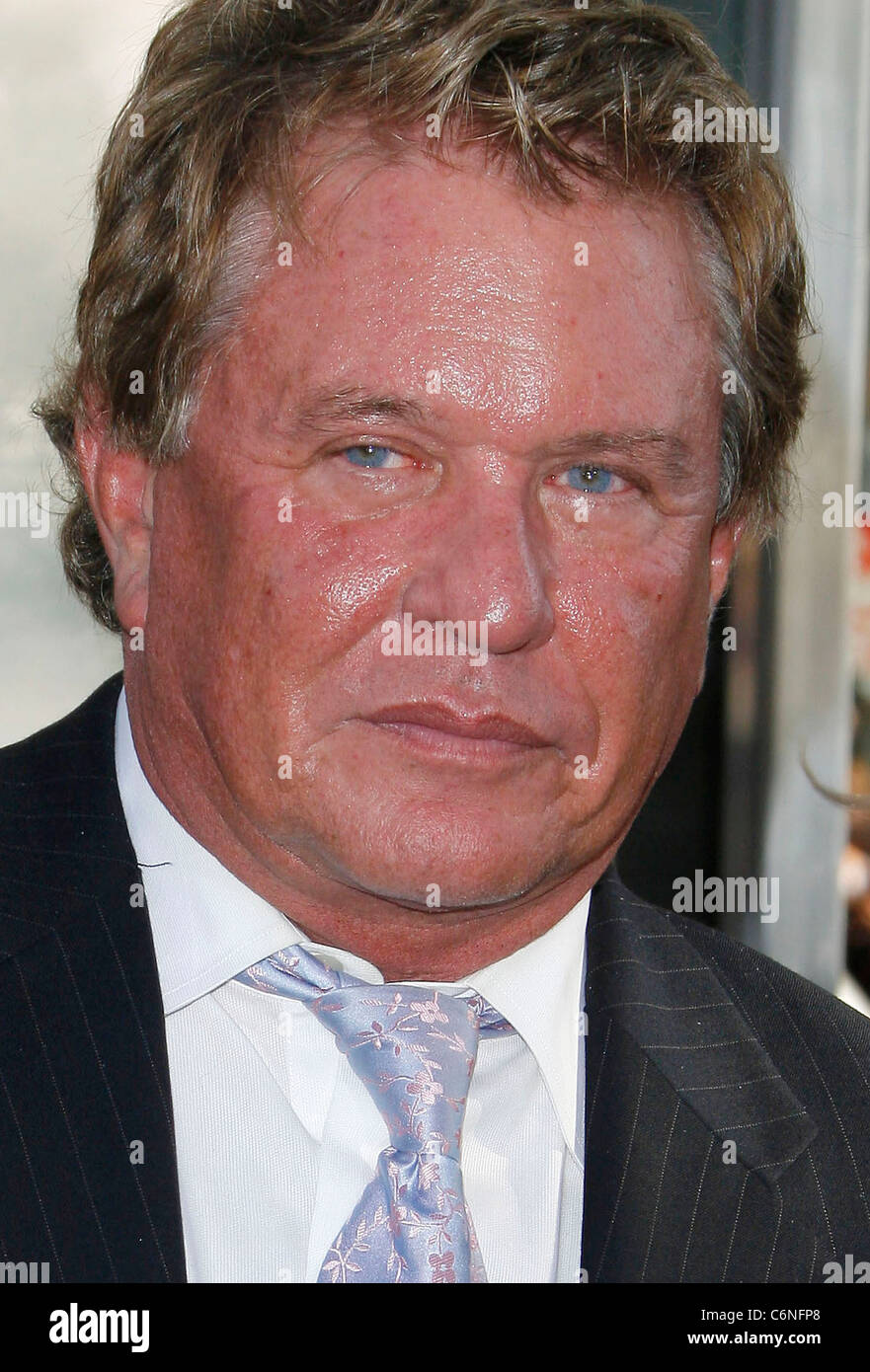 Tom berenger fotografías e imágenes de alta resolución Alamy