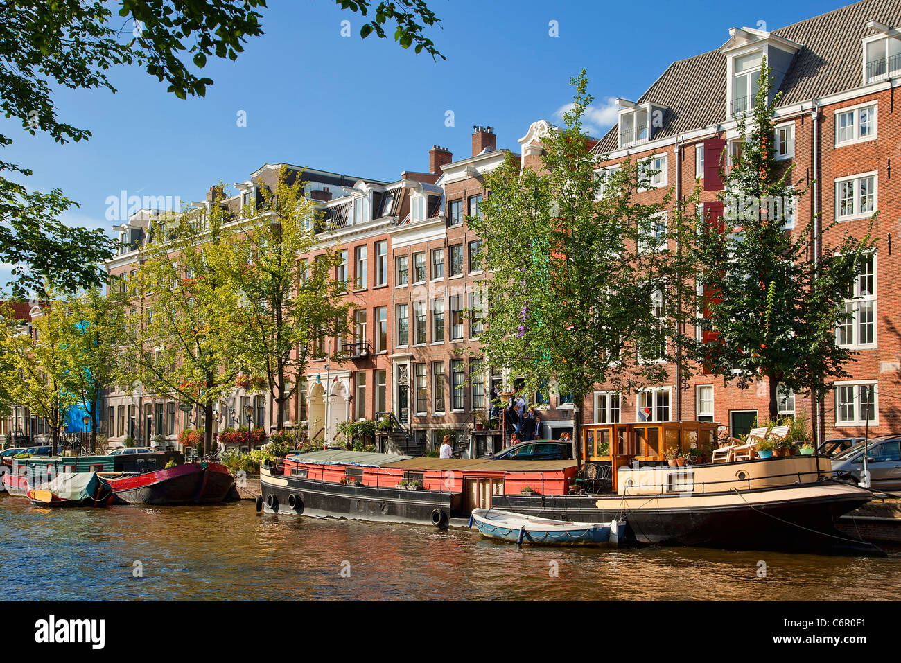 Europa, Países Bajos, Canal en Amsterdam Foto de stock
