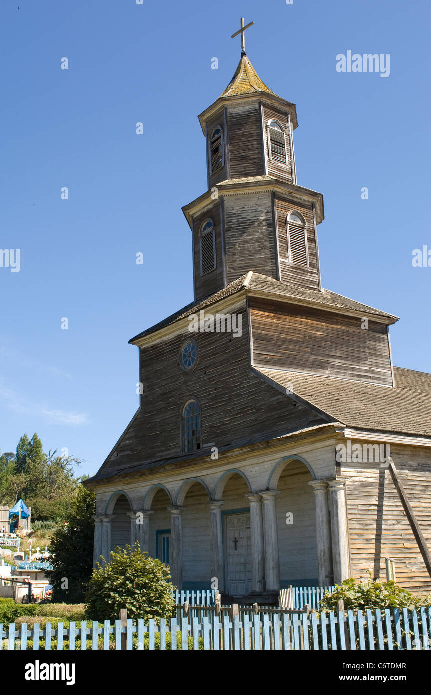 La iglesia de Nercon es una de las dieciséis de madera del siglo xviii y xix, Patrimonio Mundial