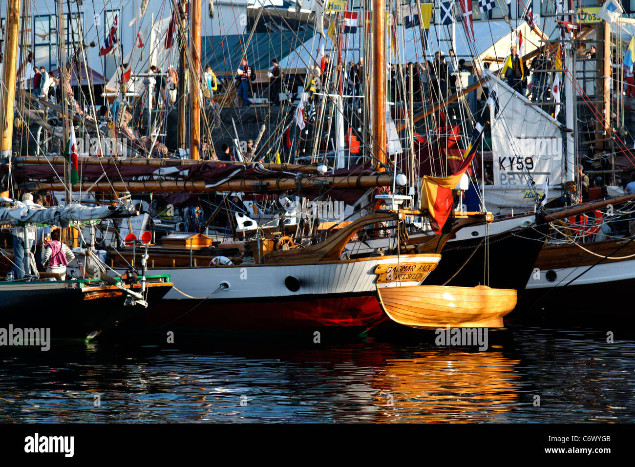 DAGMAR AAEN : barco rompehielos (Deutschland), salvavidas, Brest maritime festival (Finistère, Bretaña, Francia). Foto de stock