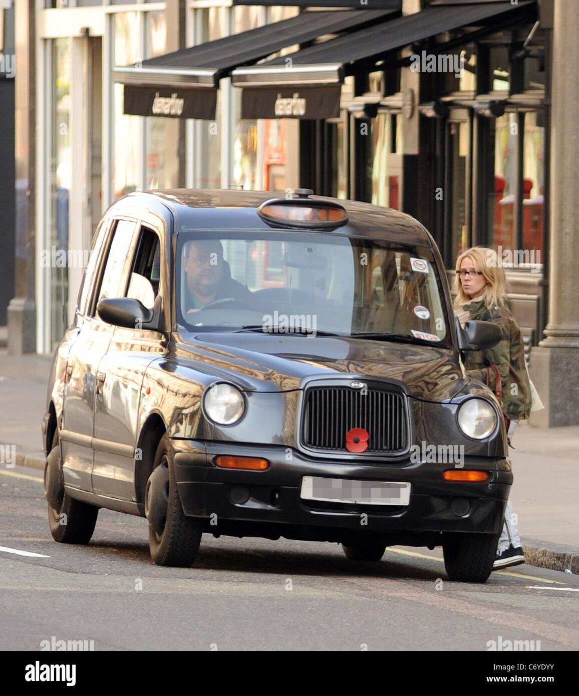 Radio taxi mi taxi fotografías e imágenes de alta resolución - Página 10 -  Alamy