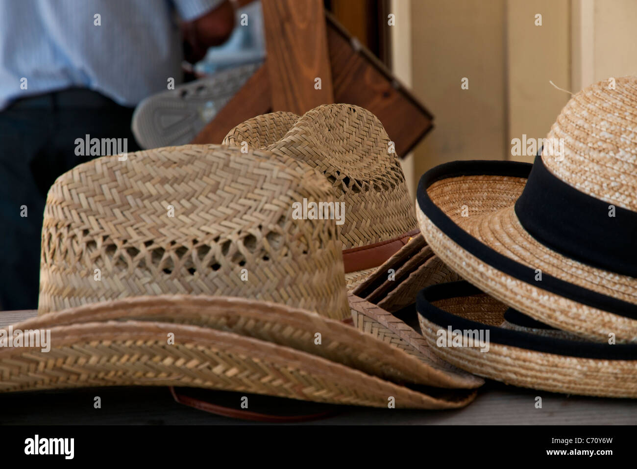 Sombreros en la pantalla en el casco de Diego Fotografía de stock - Alamy
