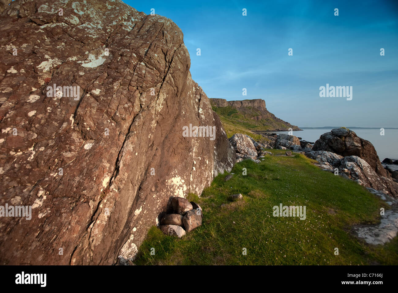 Murlough Bay y cabeza justo Foto de stock