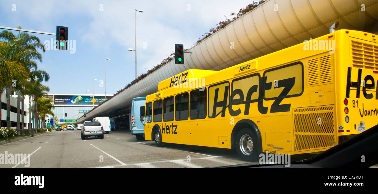 Los autobuses lanzadera al aeropuerto internacional de Los Ángeles LAX