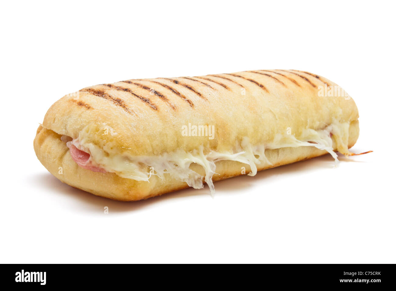 Tocino y queso panini de baja perspectiva aislado en blanco. Foto de stock