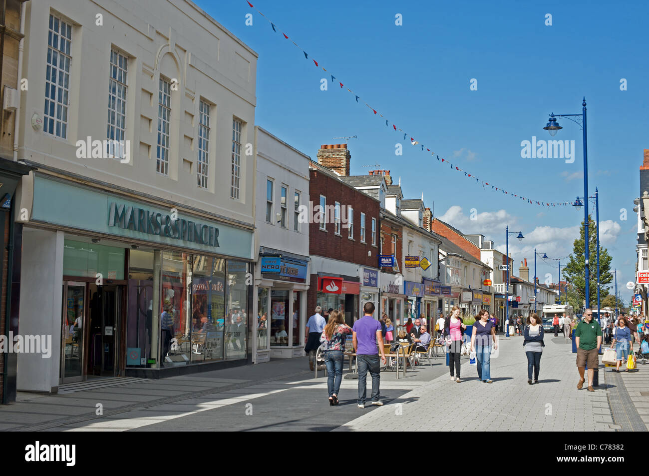 Hamilton Road, que es un espacio compartido zona dando prioridad a los