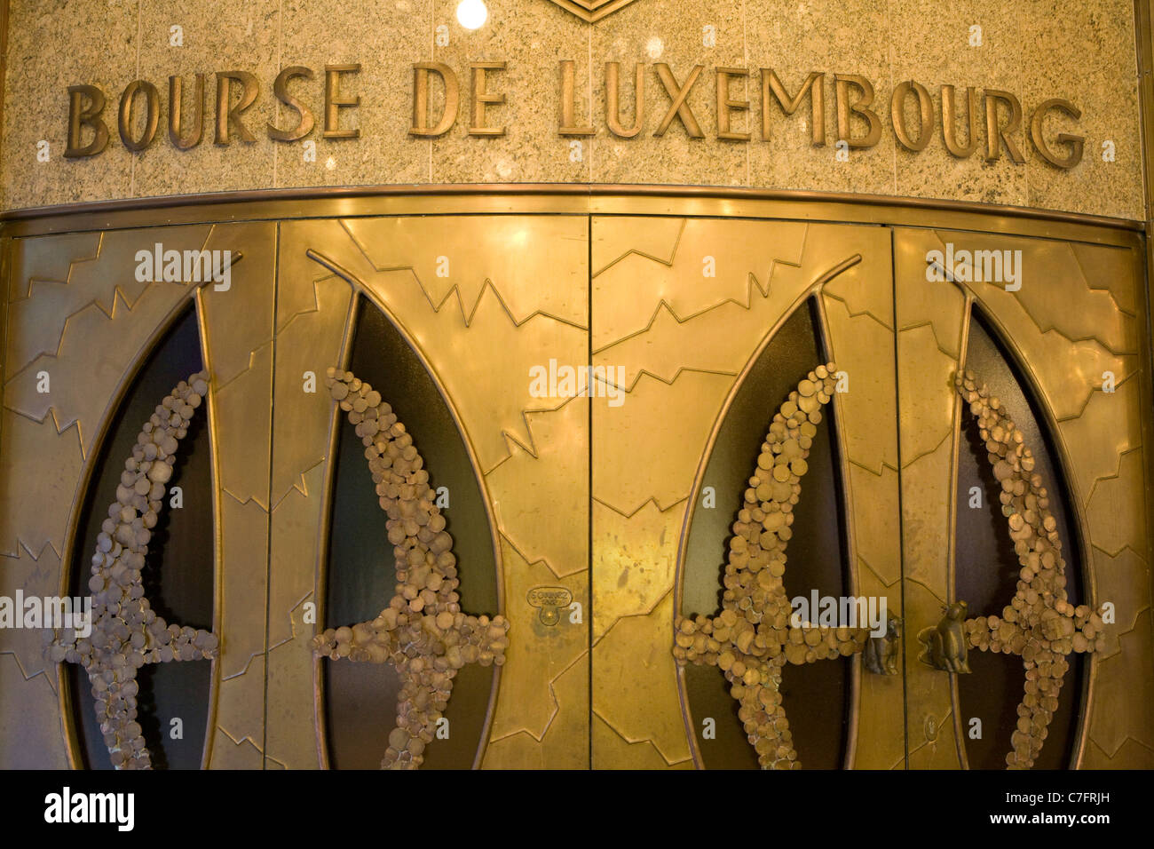 Luxemburgo, las finanzas y los bancos. Entrada de la Bolsa de Valores de  Luxemburgo (Bourse de Luxemburgo Fotografía de stock - Alamy