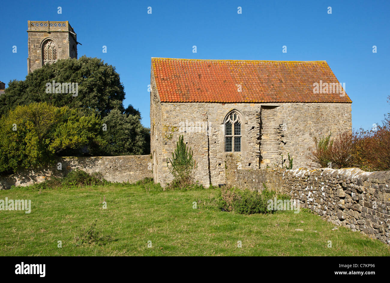 Woodspring Priorato es un antiguo convento agustino cerca de Sand Point y Weston super Mare en Somerset Foto de stock