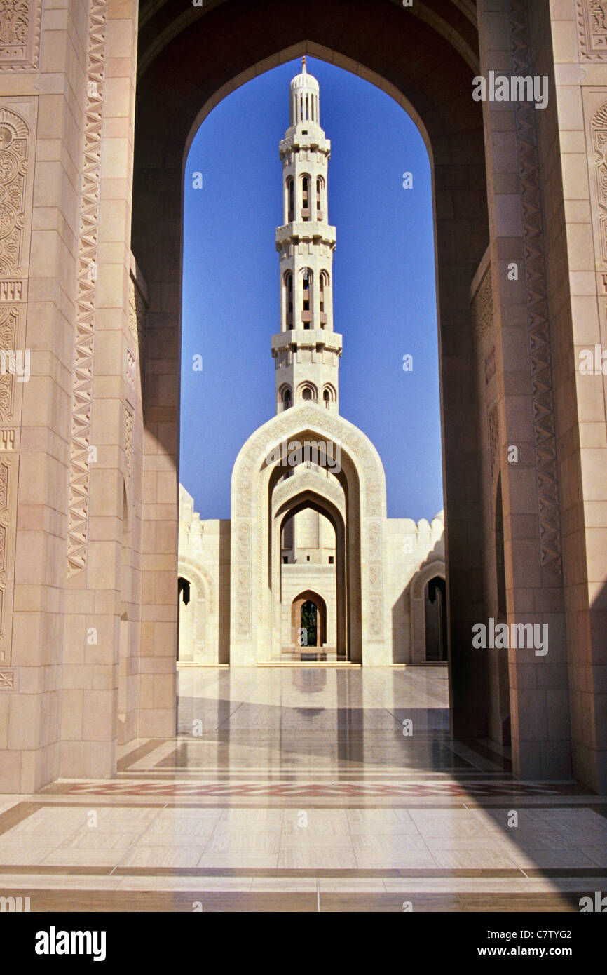 Mezquita Sultan Qaboos, Masqat, Omán Foto de stock