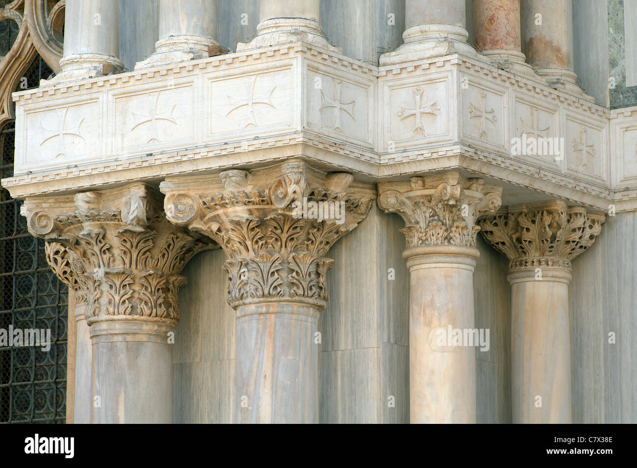 Capiteles Catedral Basilica di San Marco, Venecia Foto de stock