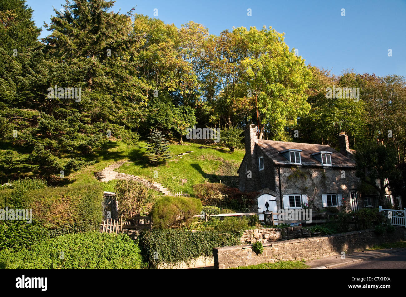 Una casa en la pintoresca campiña inglesa Foto de stock