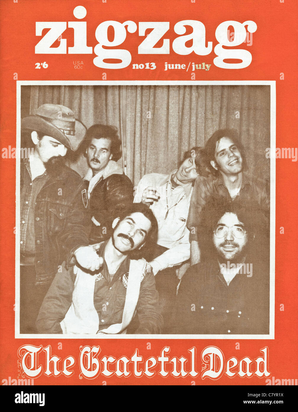 Portada de la revista de música rock inglés en zigzag al precio de 2 chelines y 6 peniques de fecha junio - julio de 1970 con Los muertos agradecidos Foto de stock