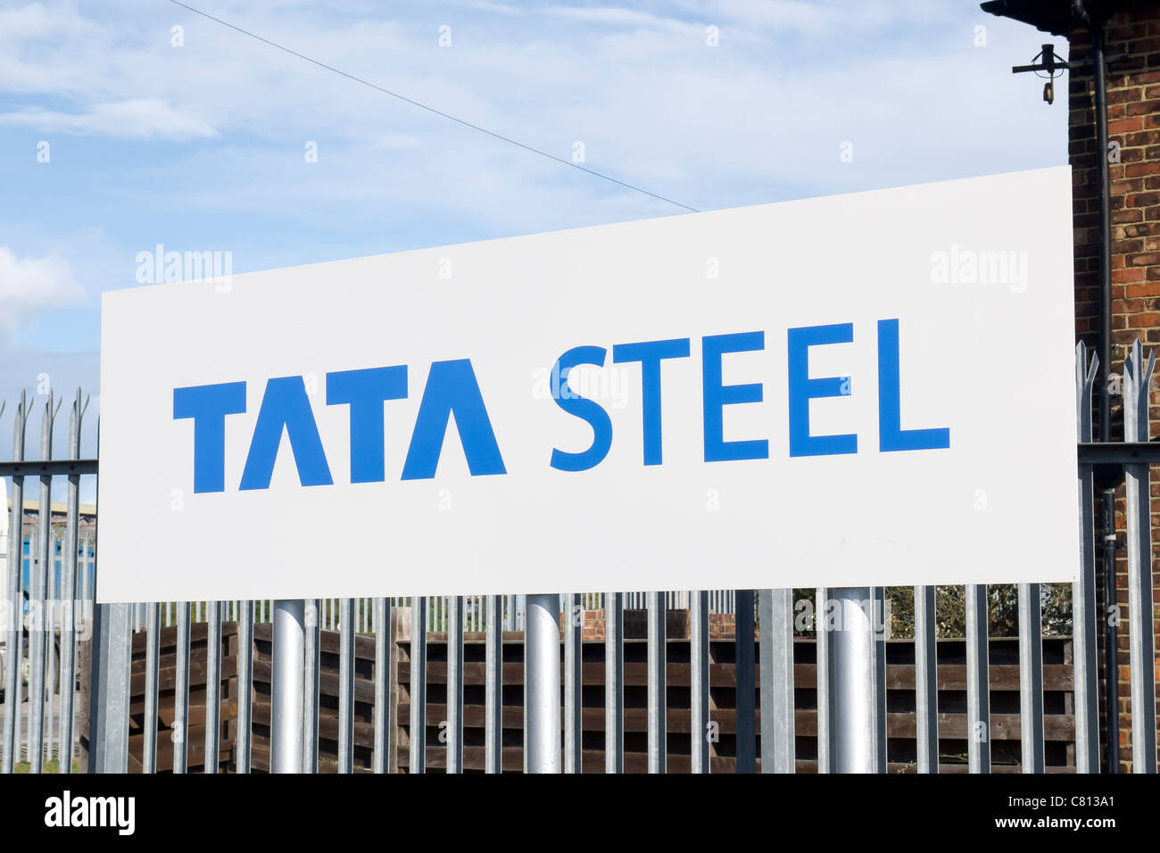 Elevan requerimientos ambientales a Tata Steel en Holanda