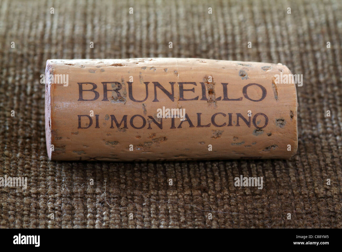 Brunello di Montalcino vino toscano tapón de corcho Foto de stock