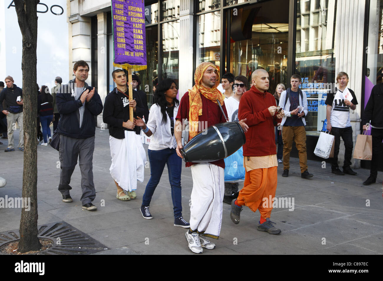 Los devotos de Hare Krishna, Londres, Reino Unido Foto de stock