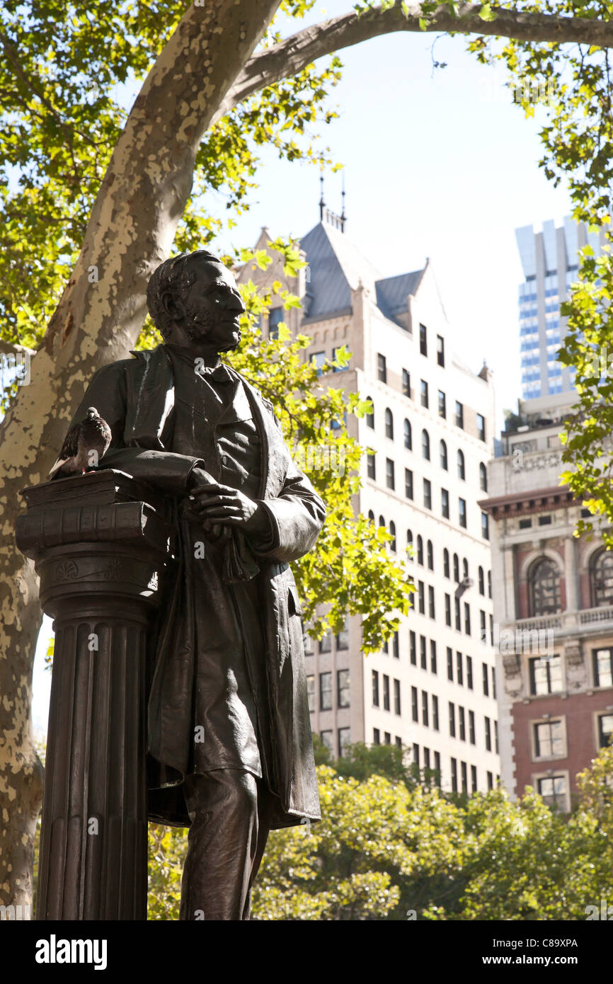 William Earl Dodge estatua, Bryant Park, en la ciudad de Nueva York Foto de stock