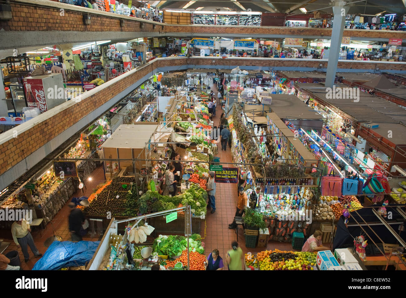 Mercado Mercado de San Juan de Dios, Guadalajara, México Foto de stock