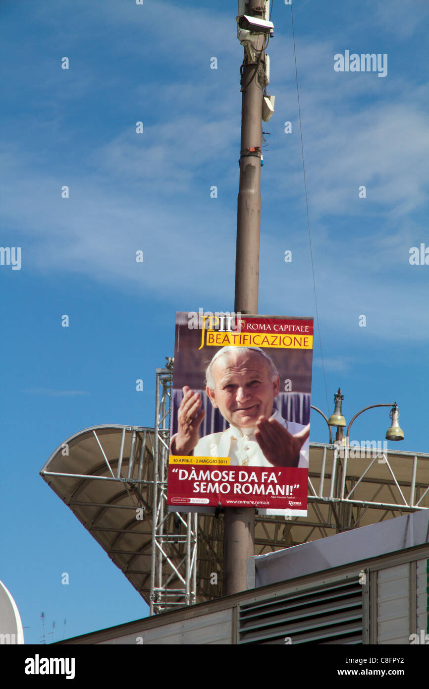 Cartel de la beatificación del Papa Juan Pablo II el Vaticano Roma Foto de stock
