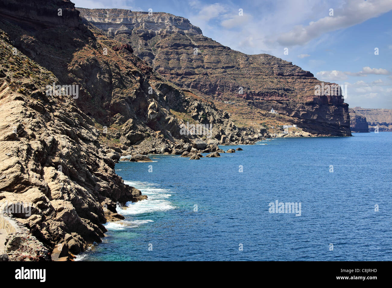 La isla de Santorini, Grecia. Entrada del nuevo puerto. Foto de stock
