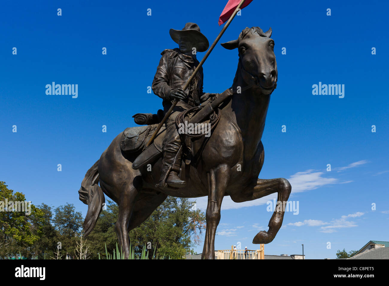 Estatua de un Texas Ranger fuera del Museo de Texas Ranger en Waco, Texas, EE.UU. Foto de stock