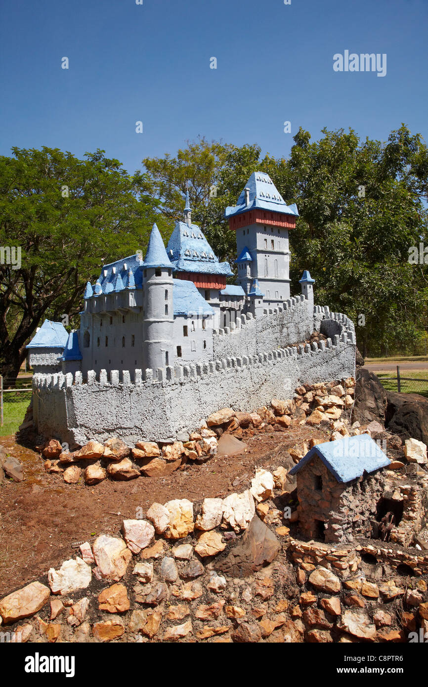 Réplica del castillo de Karlstein, Parque Havlik, Batchelor, el Territorio del Norte, Australia Foto de stock