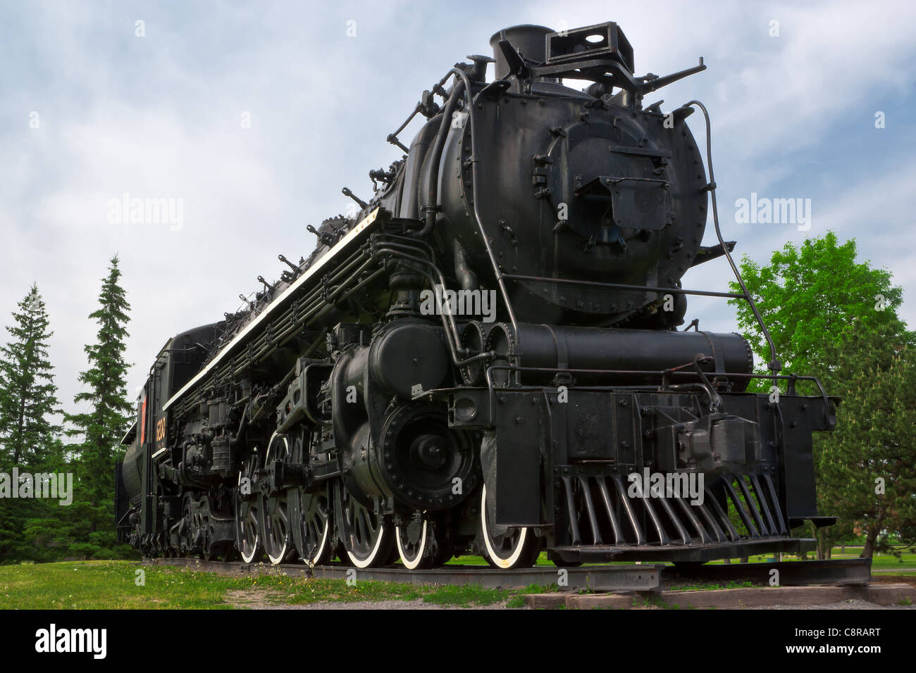Un histórico "4-8-4", o "Norte" tren de vapor tipo motor fabricado por "la locomotora de Montreal funciona' Foto de stock