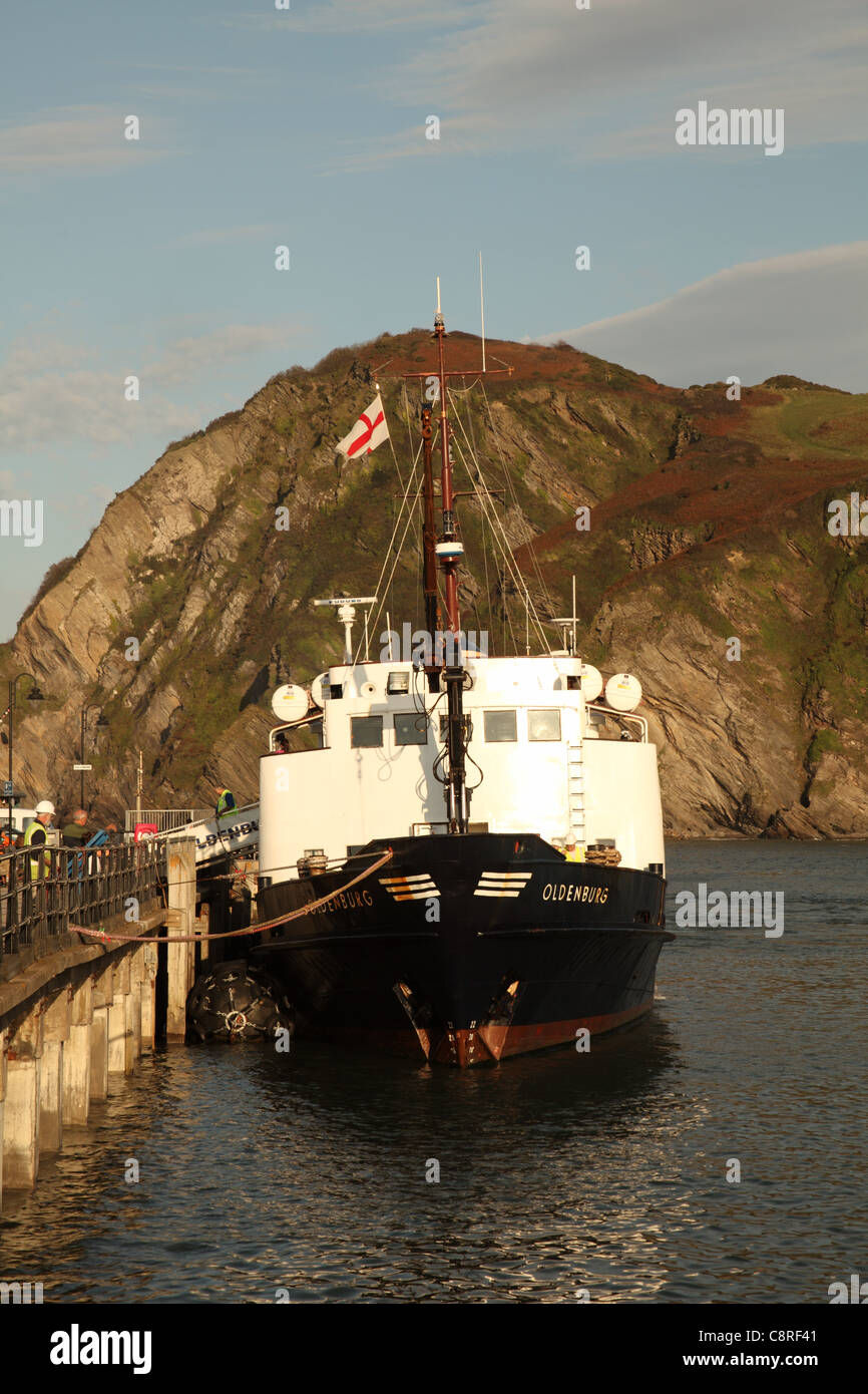 MS Oldenburg, Lundy Ferry atracó en el puerto de Ilfracombe, Devon, Inglaterra Foto de stock