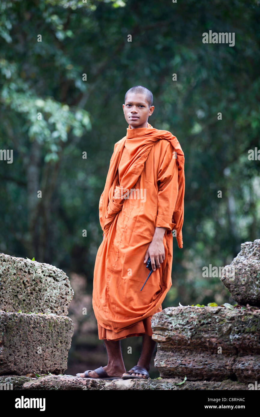Monje en Camboya Angkor Wat Foto de stock