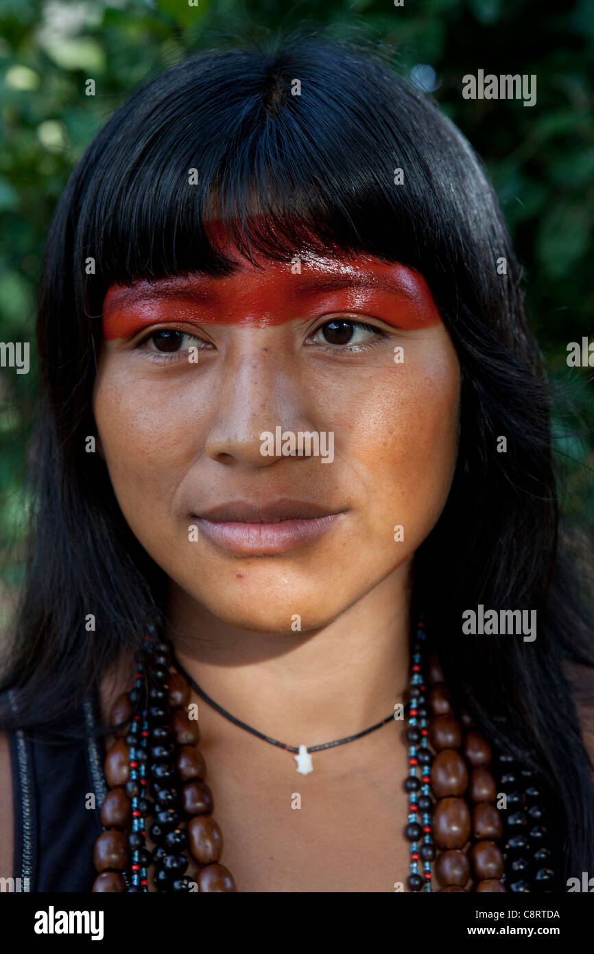 Los indios Xingu en el Amazonas, Brasil Fotografía de stock Alamy