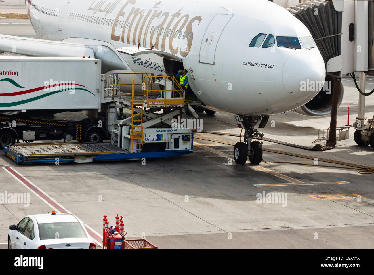 Detalle del Airbus A330-200, el aeropuerto internacional de Dubai, Emiratos Árabes Unidos. Foto de stock