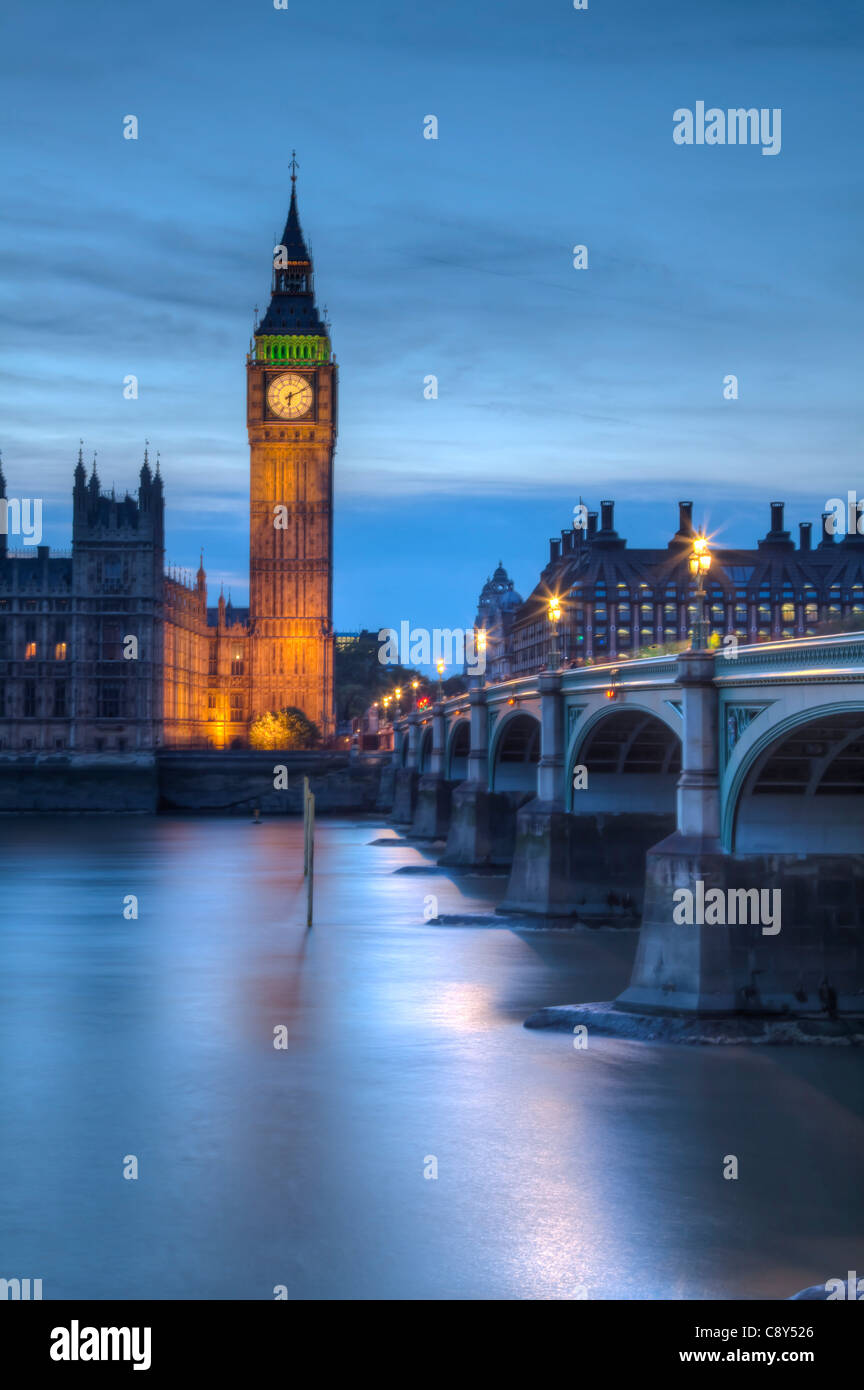 Las Casas del Parlamento (Palacio de Westminster) Londres, Inglaterra Foto de stock