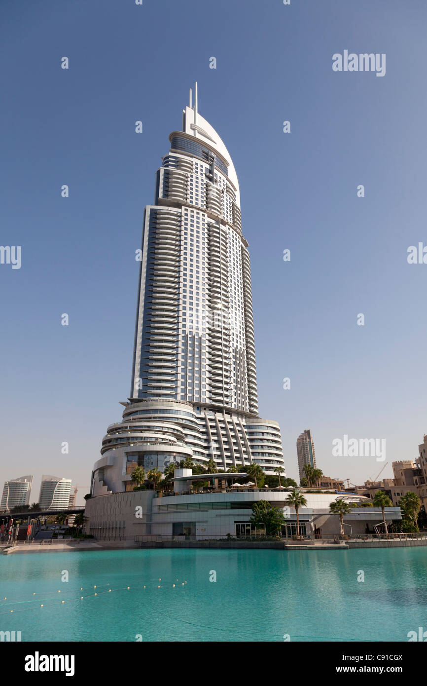 La dirección del centro de Dubai en Dubai Foto de stock