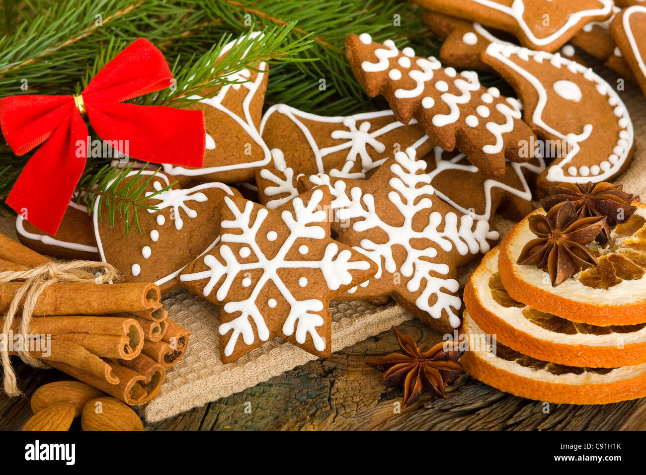 Galletas de Navidad caseras - gingerbread Foto de stock