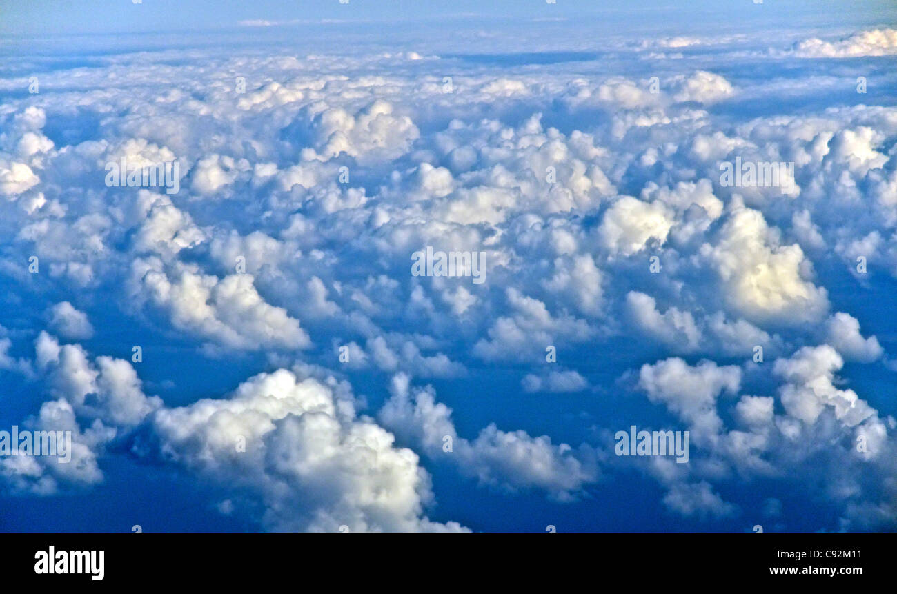 Vista aérea de nubes sólo Foto de stock