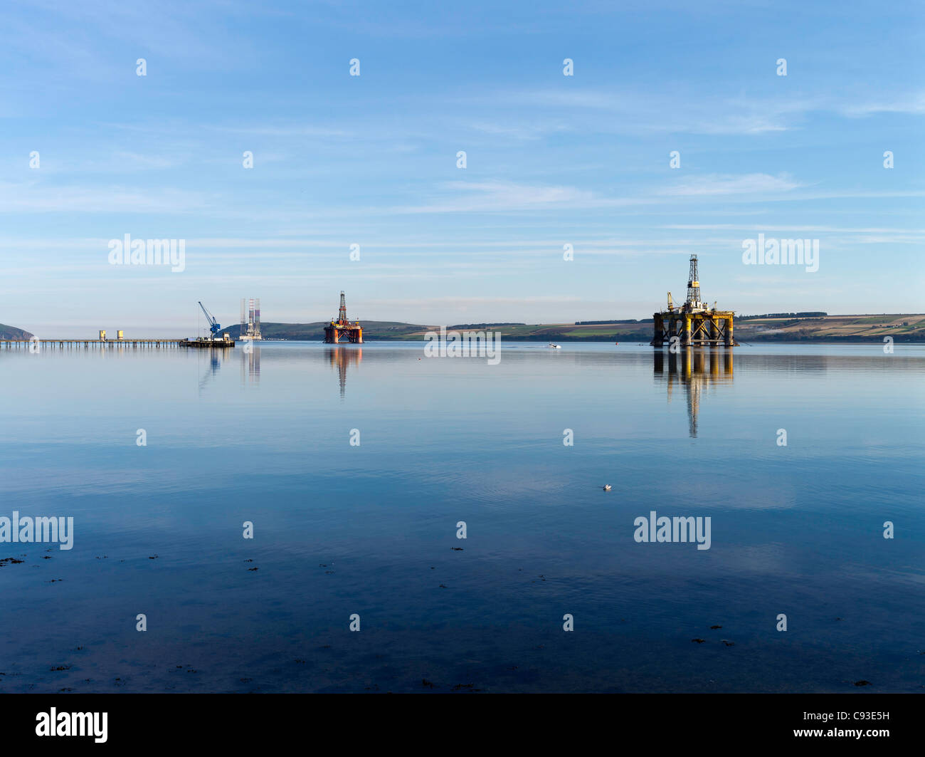 Dh INVERGORDON ROSS CROMARTY desguace Reparación de plataformas petrolíferas Nigg Bay Cromarty Firth rig Escocia mar del norte Foto de stock