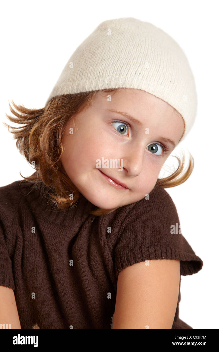 Retrato De Una Niña Haciendo Muecas Aislado Sobre Fondo Blanco Fotografía De Stock Alamy 0223