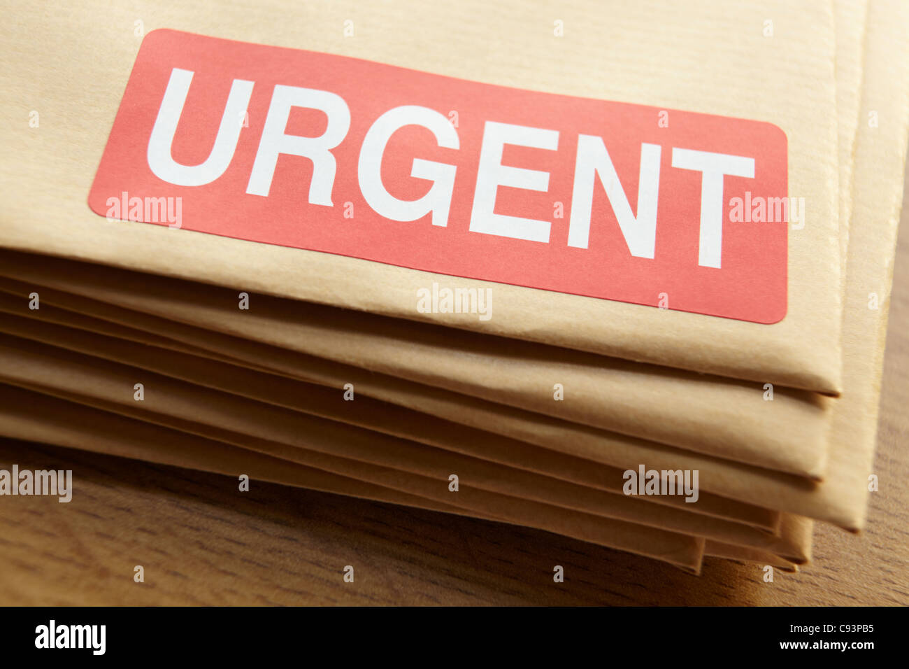 Documentos urgentes para el envío Foto de stock
