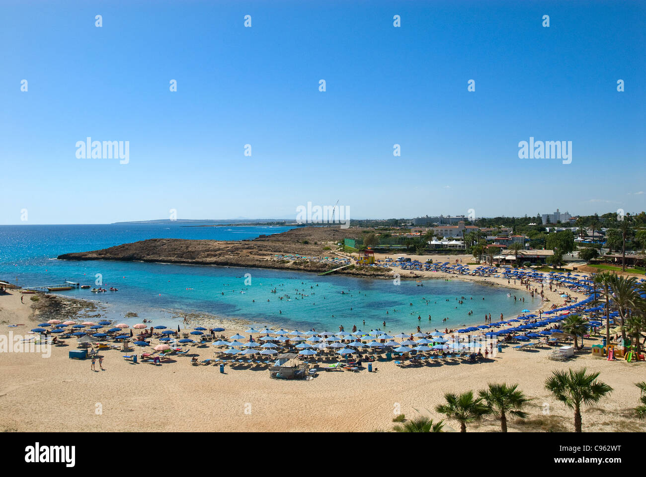 Sandy Bay Beach, en Ayia Napa, Chipre Foto de stock
