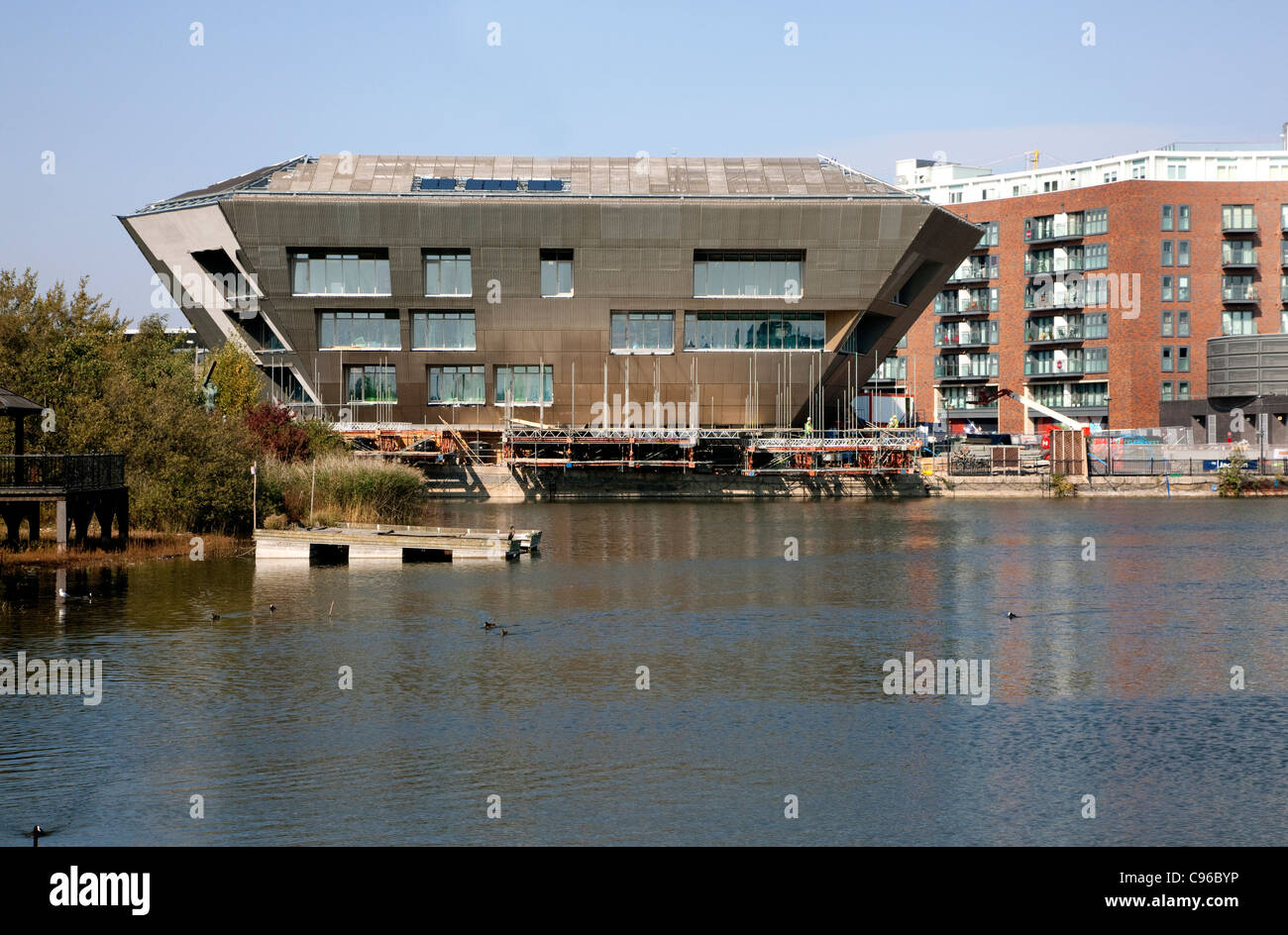 Nueva biblioteca en canada water, Londres por Southwark Council por arquitectos CZWG Foto de stock