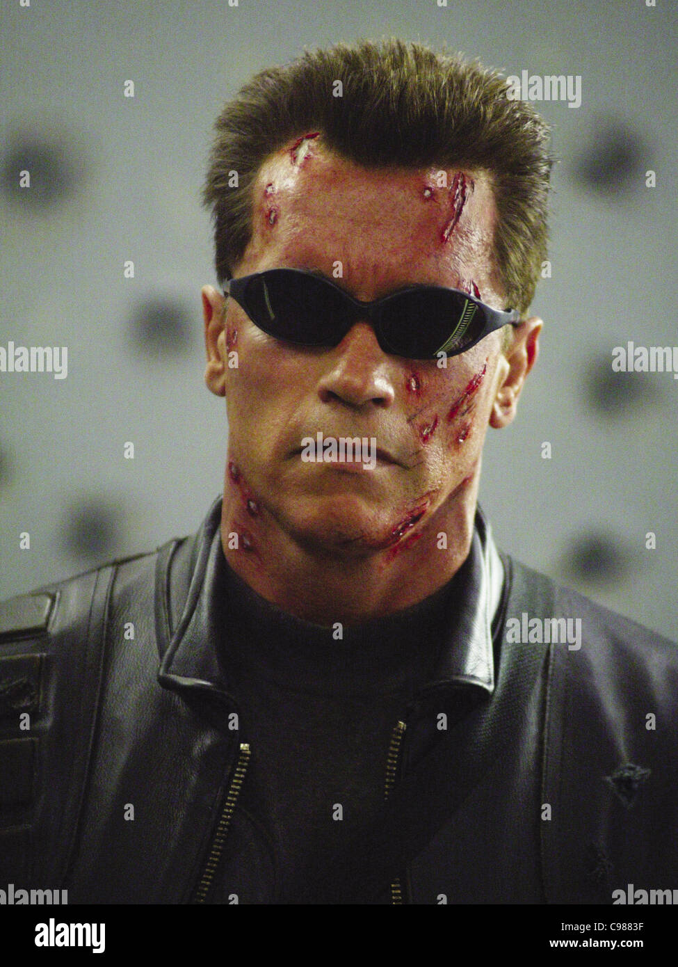 Terminator con lentes hot sale
