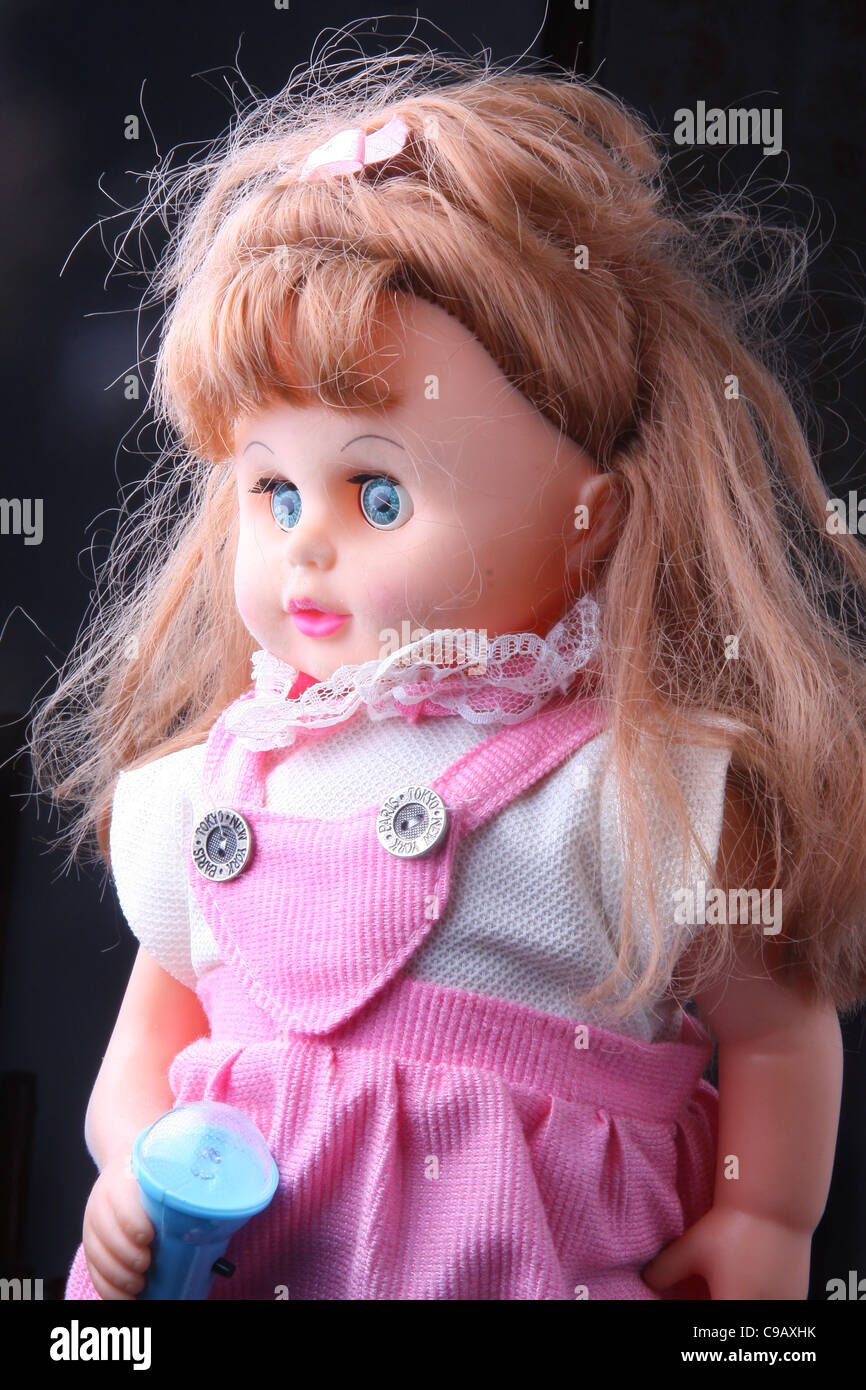 Niña barbie fotografías e imágenes de alta resolución - Alamy