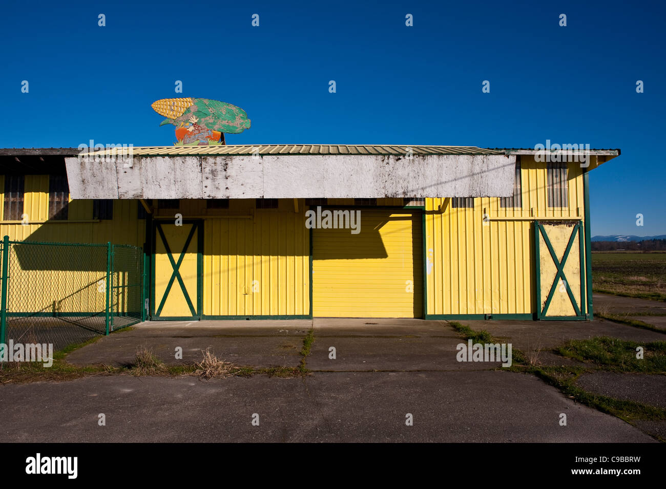 Cerraron producir stand en Snohomish Sunrise Valley Foto de stock